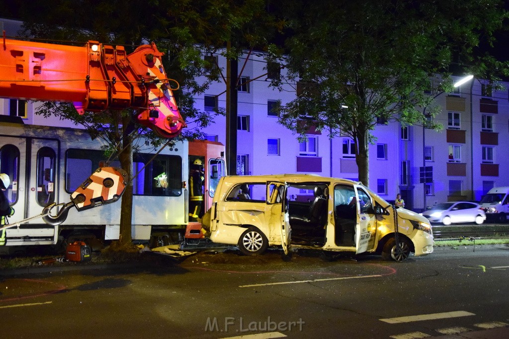 VU PKW Strab Koeln Niehl Amsterdamerstr Friedrich Karlstr P212.JPG - Miklos Laubert